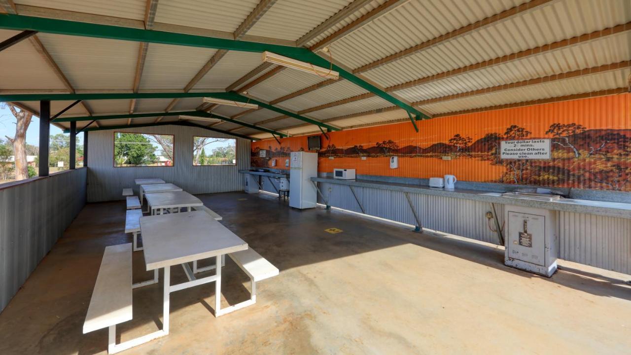 Cobar Caravan Park Bagian luar foto