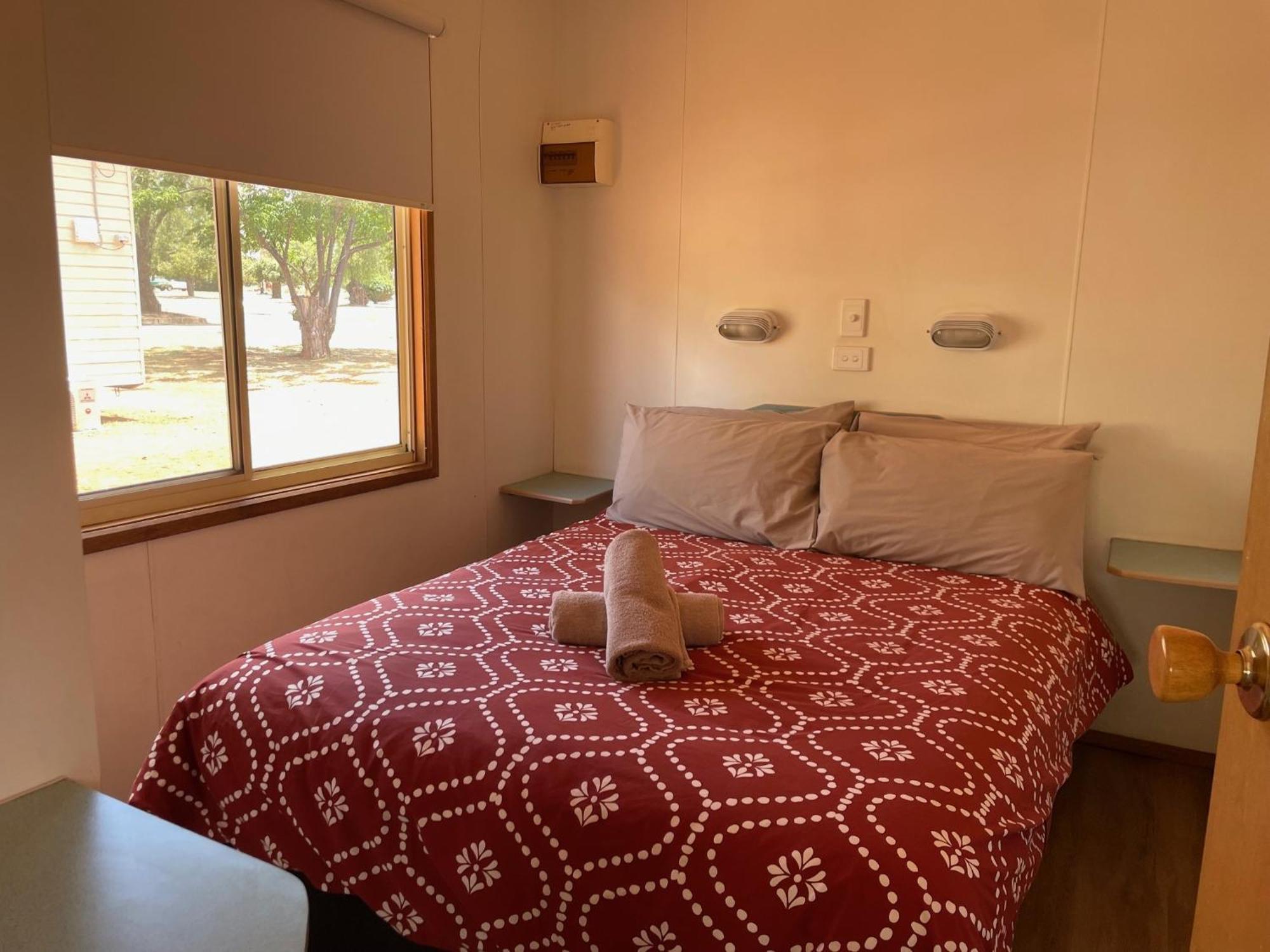 Cobar Caravan Park Bagian luar foto