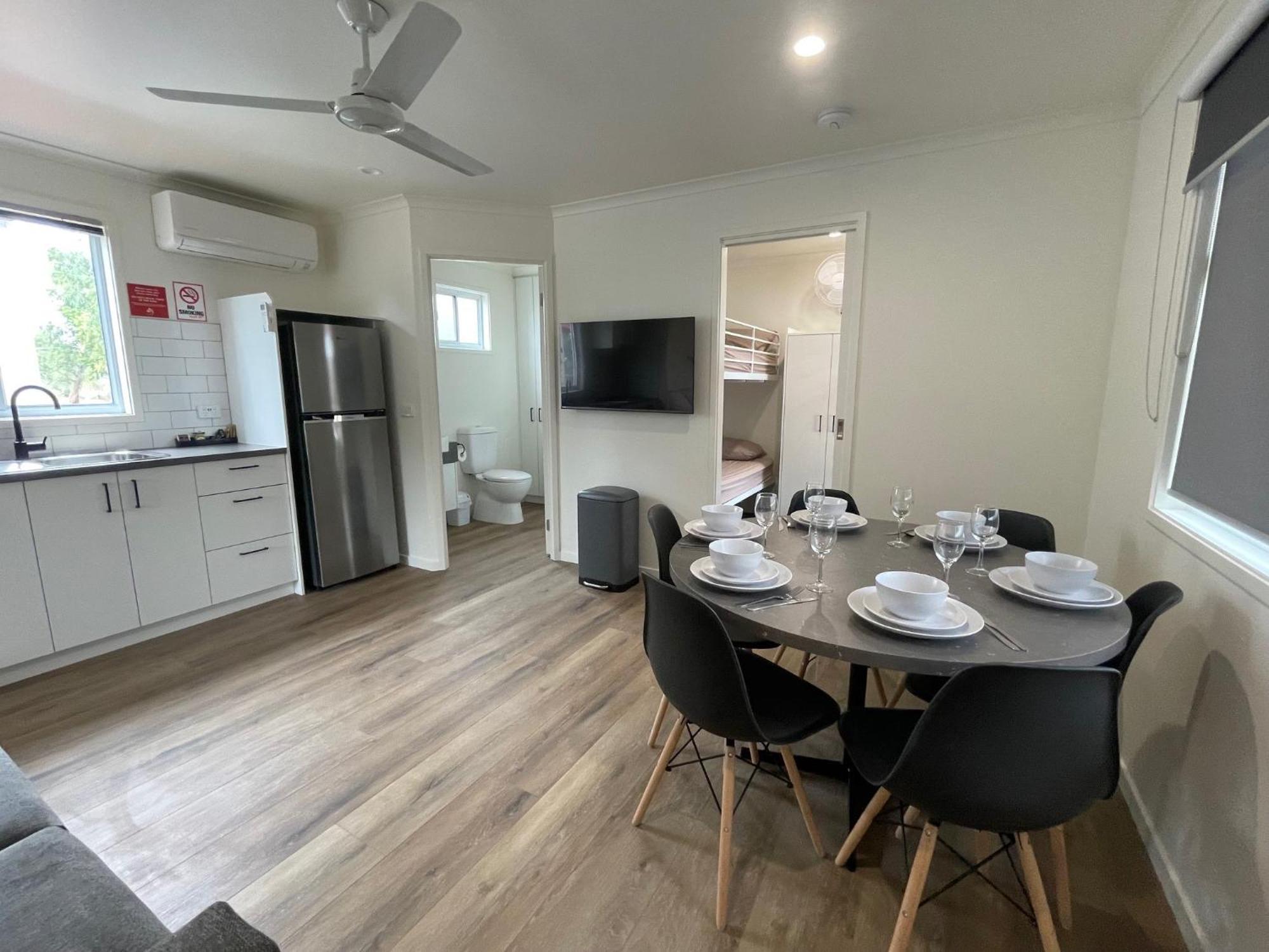Cobar Caravan Park Bagian luar foto